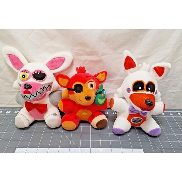 Five Nights at Freddys Lot of 3 Funtime Rockstar Sister Location Lolbit Foxy - Picture 1 of 12